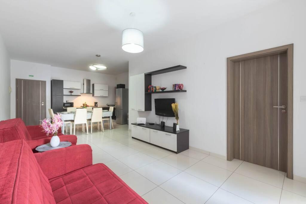Modern Apt. Close To The Square 圣保罗湾城 外观 照片